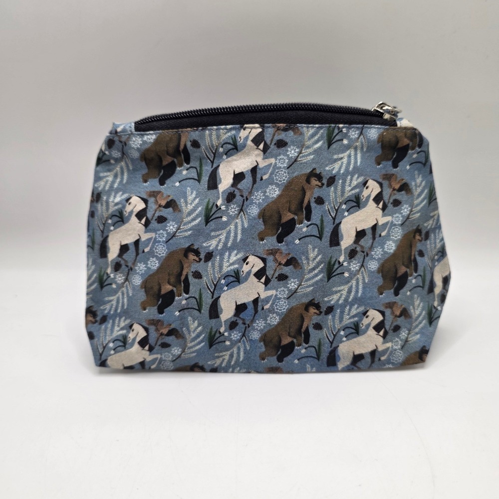 Illumicrate The Bear and the Nightingale Mini Bag Winternight Trilogy Pouch Blue